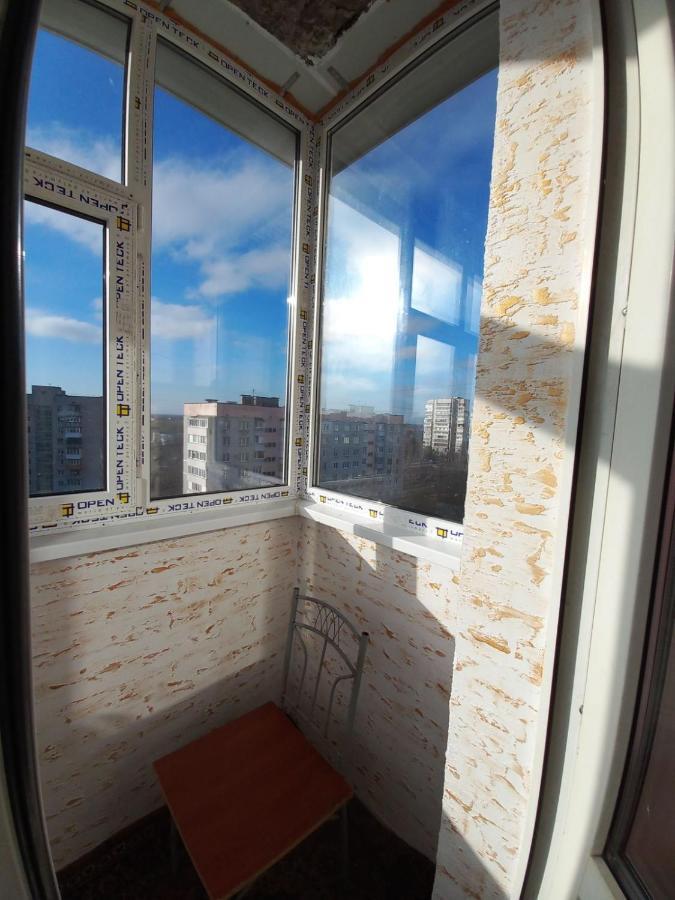 1 Комнатная Квартира Остановка Торговый Центр Tsjerkasy Buitenkant foto